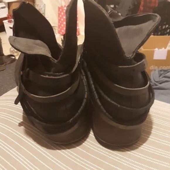 Ankle Boots - Picture 3 of 3